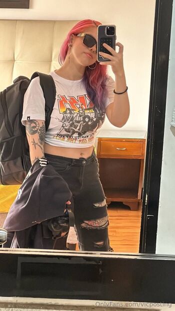 Vic / vicposting nude photo #6