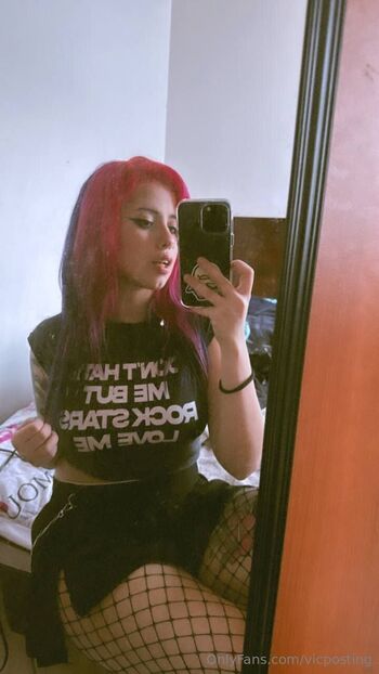 Vic / vicposting nude photo #10