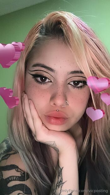 Vic / vicposting nude photo #16