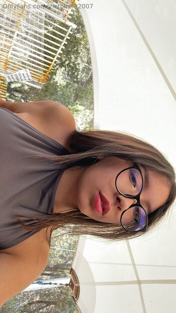 𝐕𝐢𝐜𝐭𝐨𝐢𝐫𝐞 / victoirela2007 nude photo #3