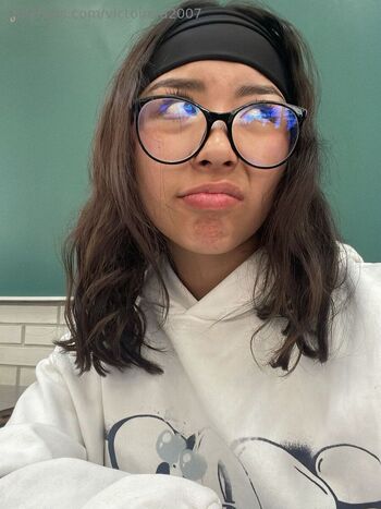 𝐕𝐢𝐜𝐭𝐨𝐢𝐫𝐞 / victoirela2007 nude photo #4