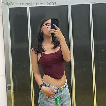𝐕𝐢𝐜𝐭𝐨𝐢𝐫𝐞 / victoirela2007 nude photo #9