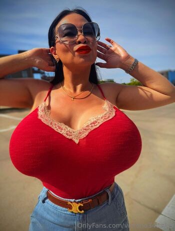 Victori / victoria34dblgs nude photo #34