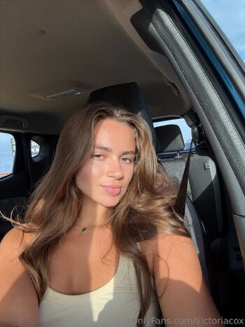 Victoria / victoriacox nude photo #8