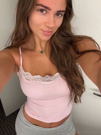 Victoria / victoriacox nude photo #29