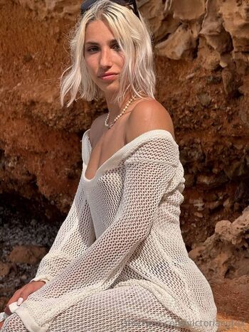 Victoria / victoriacutex nude photo #1