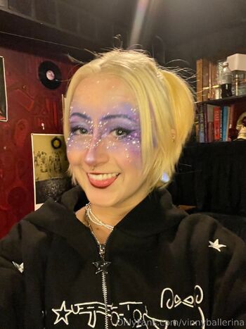 Vinny / vinnyballerina nude photo #12