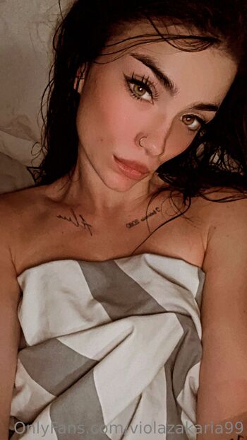Viola Zaccari / violazakaria99 / iamviolazaccaria / viola.zakaria nude photo #8