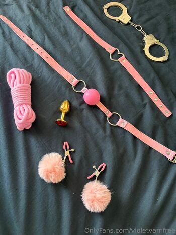 Violet free page / violetvarnfree nude photo #3