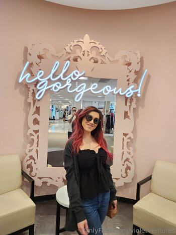 Viole / violetventures nude photo #38