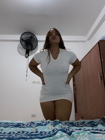 IM FREE RIGHT NOW / violetxsweet nude photo #23