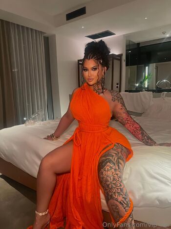 Goddess Nicki / vip_nvr nude photo #4