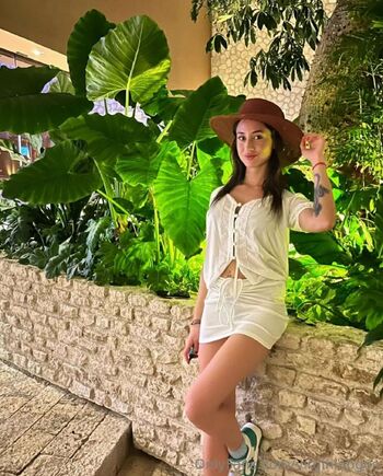 Virginia / virginiabgos nude photo #32