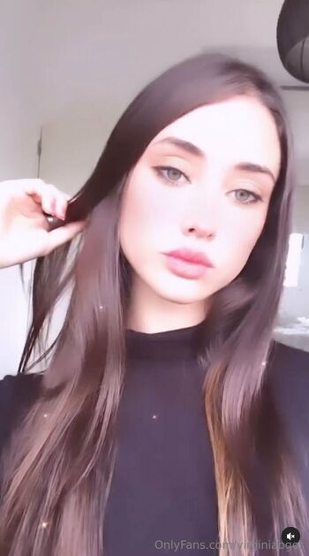 Virginia / virginiabgos nude photo #36