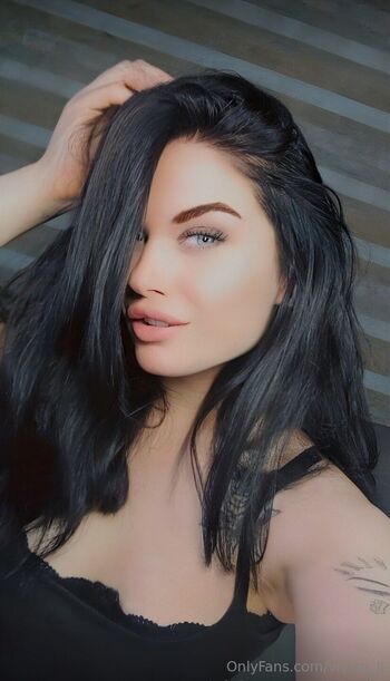 Vivian / vivian_li nude photo #19