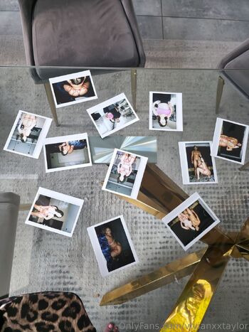 Vivian Taylo / vivianxxtaylor nude photo #4