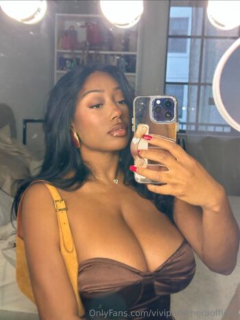 Vivi / vivipanameraofficial / vivipanamera nude photo #25