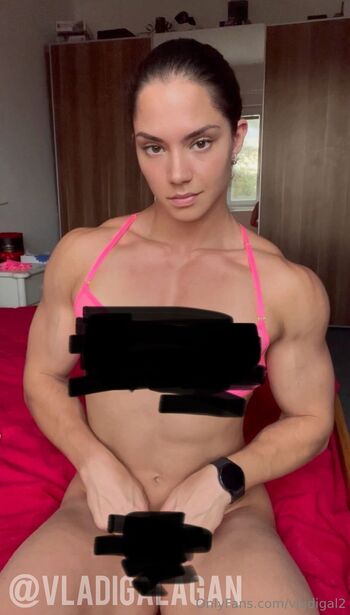 Vladislava Galaga / vladigal2 / vladigalagan nude photo #3