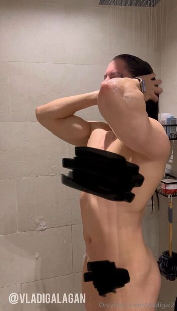 Vladislava Galaga / vladigal2 / vladigalagan nude photo #30