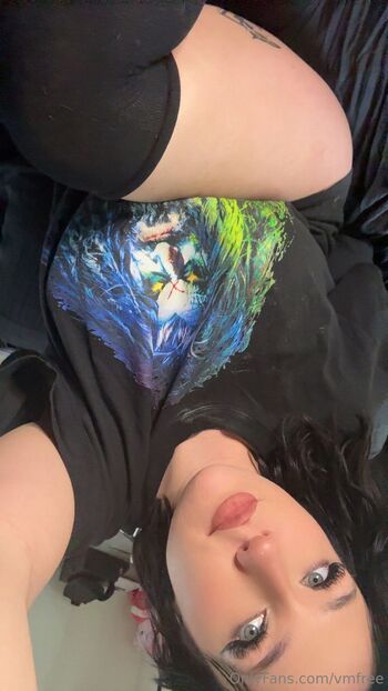 VODKAMIL / vmfree / _vodkamilk nude photo #1