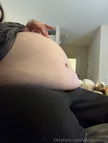 VoreGoddes / voregoddess nude photo #27