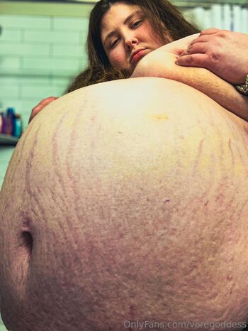 VoreGoddes / voregoddess nude photo #33