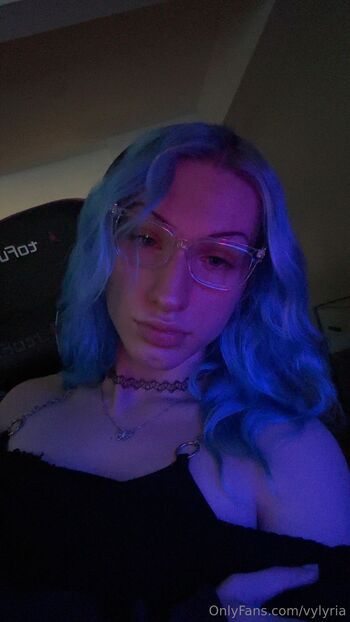 vylyri / vylyria nude photo #32