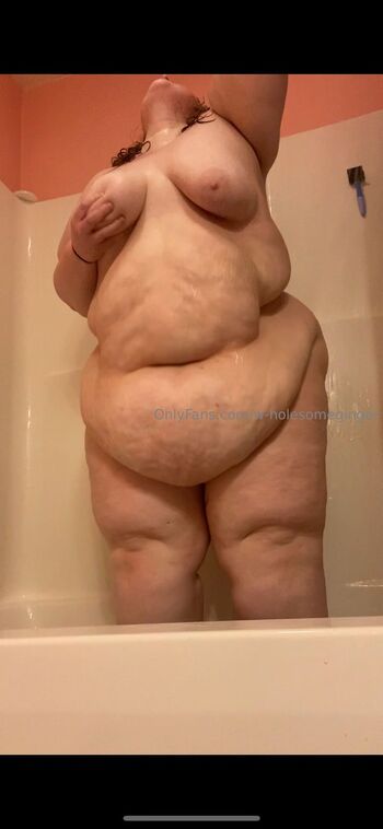 Kal / w-holesomeginger nude photo #4