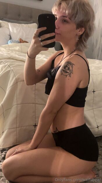 sarra / waifubear nude photo #15