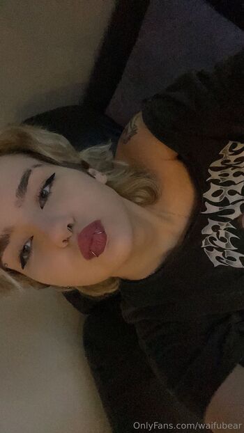 sarra / waifubear nude photo #23