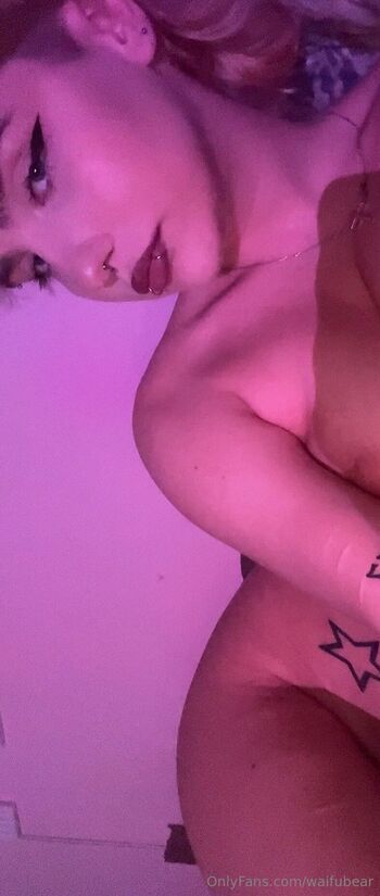 sarra / waifubear nude photo #31