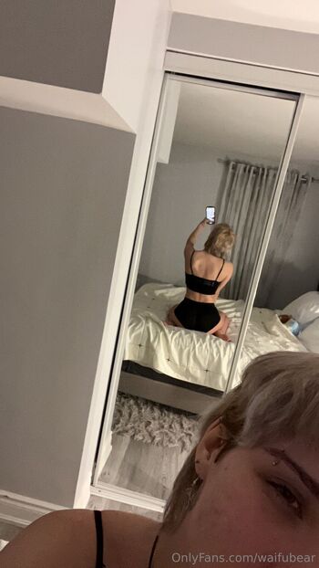 sarra / waifubear nude photo #32