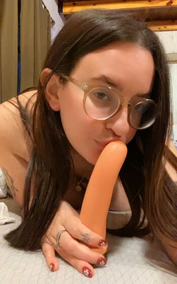 C A M I L A BEST TITS IN O / waking_queen nude photo #1