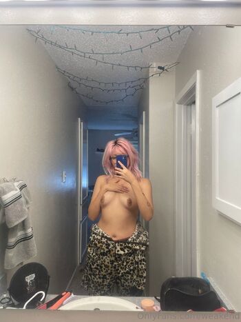 weaken / weakend nude photo #12