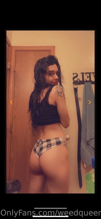 Ry / weedqueen2442 nude photo #21