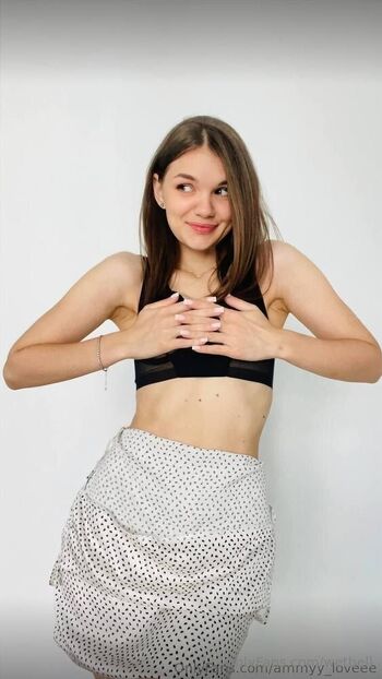 Sophie Bel / wetbell nude photo #36