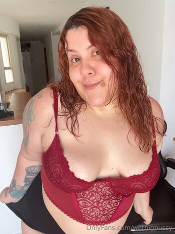 𝐋𝐔𝐂𝐘 / wetbigpussy nude photo #15