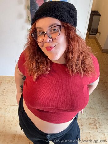 𝐋𝐔𝐂𝐘 / wetbigpussy nude photo #37