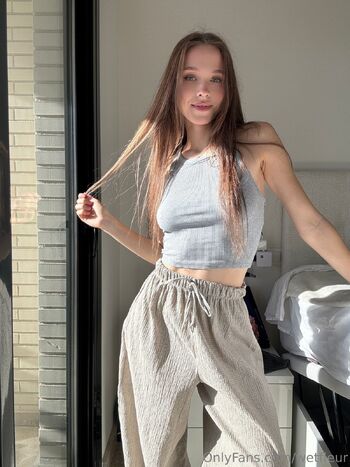 Kate Fleu / wetfleur nude photo #9