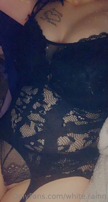 Rai / white.rainn / white_rainn99 nude photo #4