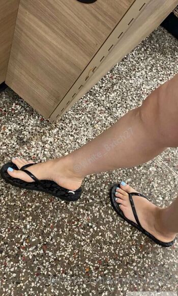 WhiteBxtch2 / whitebxtch27 nude photo #12