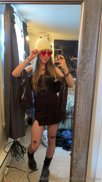 Wednesda / whiteonwednesday / white.on.wednesday / wowednesday000 / wowednesday nude photo #26