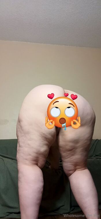 wHolesomeMeiMe / wholesomemeimei nude photo #1