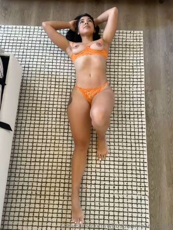 BonnieClyd / whosbonnieandclyde nude photo #3