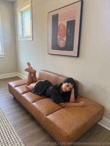 BonnieClyd / whosbonnieandclyde nude photo #5