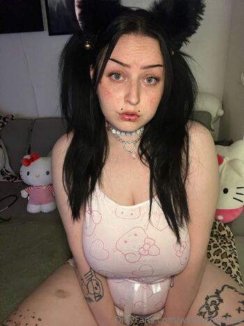 BIG TITTY EMO GF / winterrosefree nude photo #8