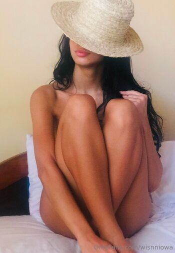 Roksan / wisnniowa nude photo #9