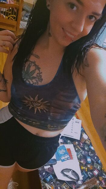 Kitte / wlittlekitten666 nude photo #11