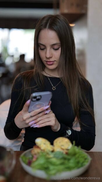 𝚆𝚘𝚗𝚍𝚎𝚛 𝙴𝚟𝚊 / wondereva nude photo #16