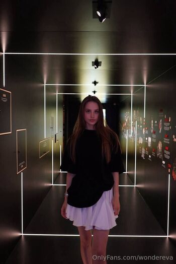 𝚆𝚘𝚗𝚍𝚎𝚛 𝙴𝚟𝚊 / wondereva nude photo #39